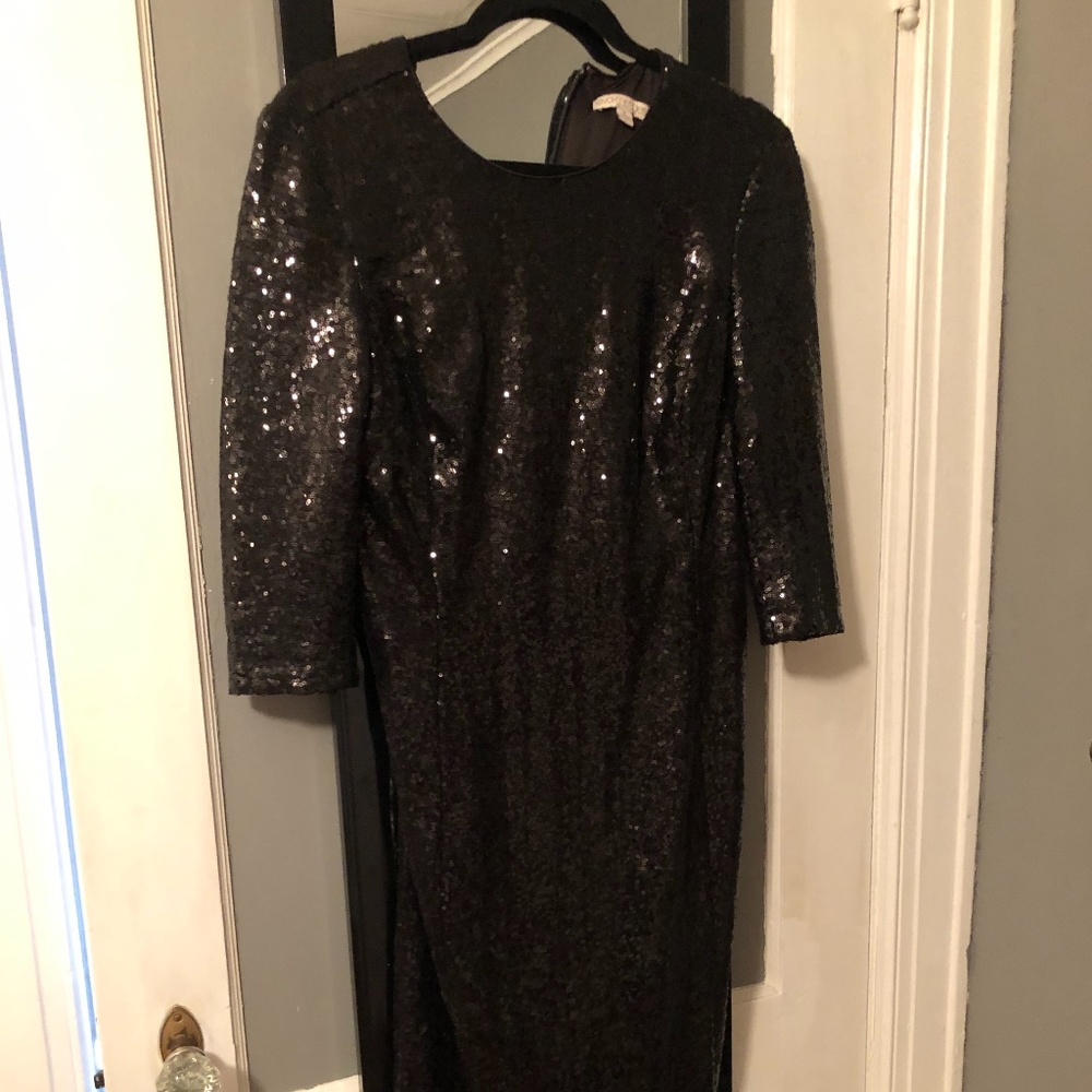 WATCH THE BALL DROP SEQUIN DRESS